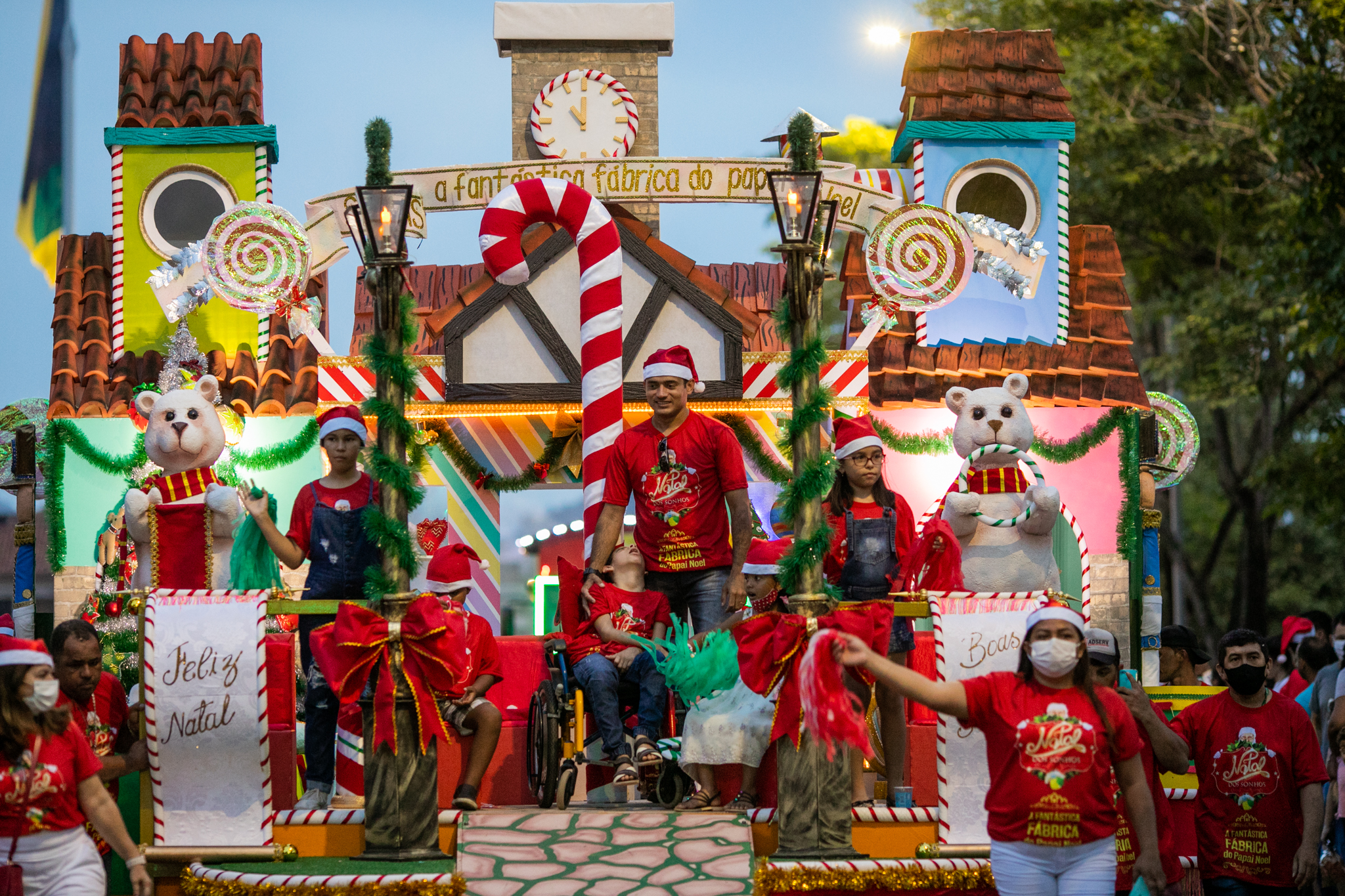 Câmara Municipal de Parauapebas inaugura decoração de Natal – Chocopeba